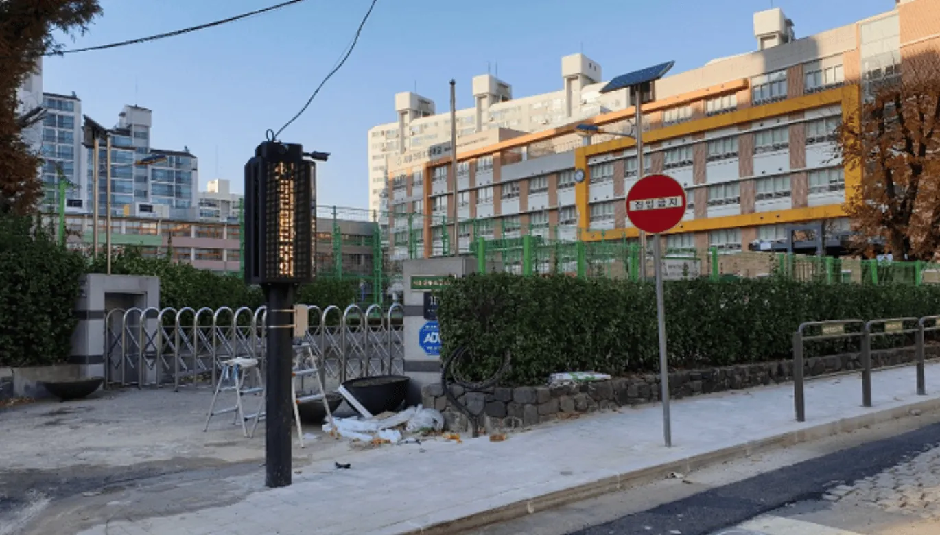 어린이보호구역 전광판 설치 사례 1